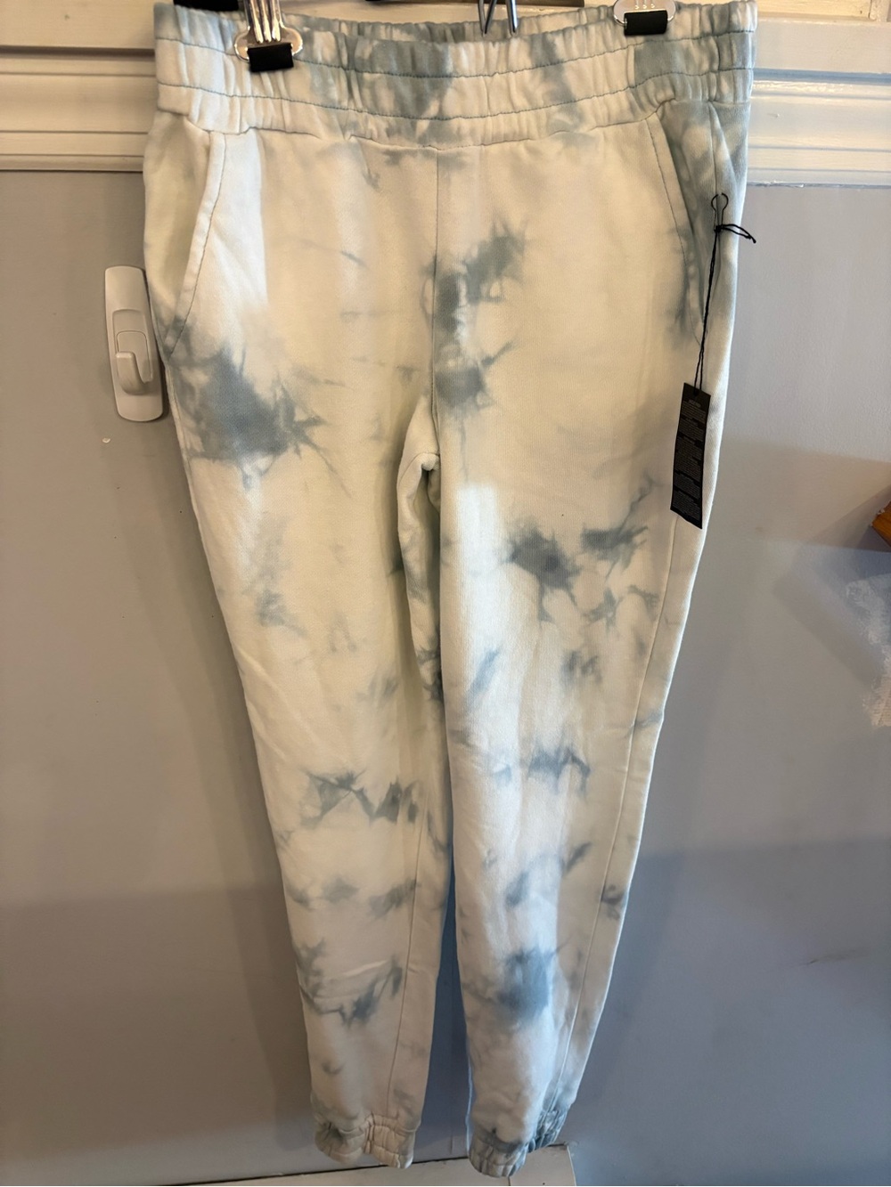 Forever 21 Women’s Light Blue and White Tie-Dye Joggers
